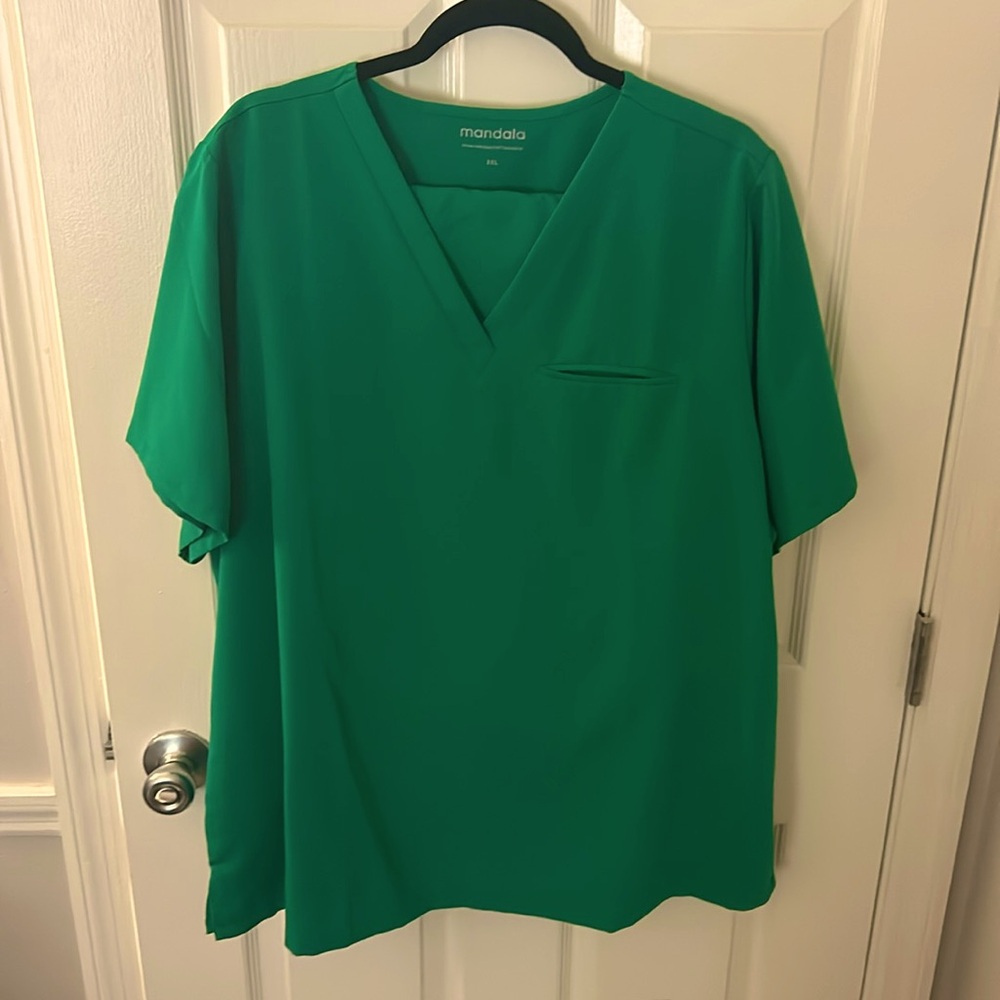 Mandala 3X Scrub Set EUC